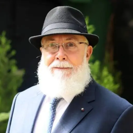 Acisclo Valladares Molina responde a retiro de permiso para ausentarse a embajada ,