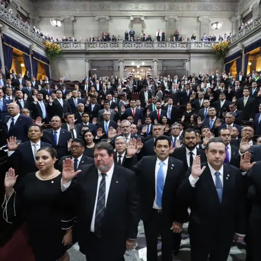 Diputados que se quedan y los nuevos que darán de qué hablar en el  congreso ,