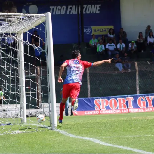 Carlos-Kamiani-Máximo-Anotador-Extranjero ,