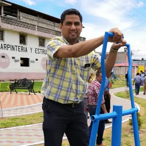 Alcalde de Retalhuleu reta a los funconarios públicos a donar su primer sueldo ,