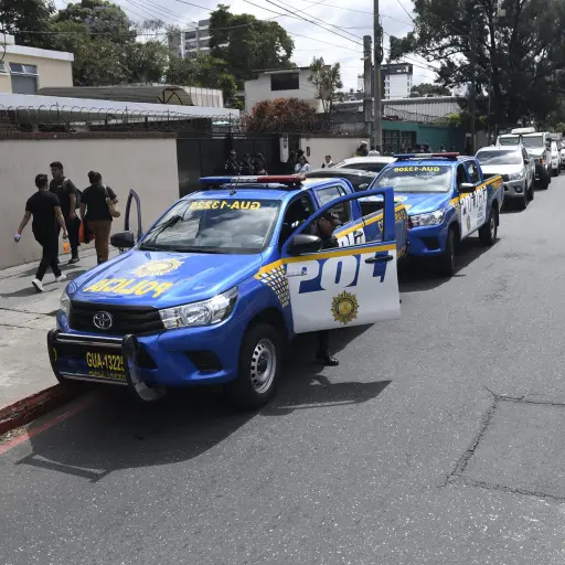 Allanamiento ministro de salud Carlos Soto Emisoras Unidas Guatemala ,