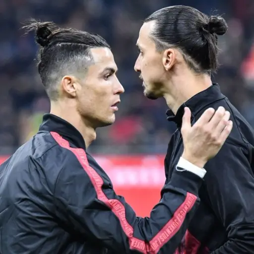 Foto AFP | Cristiano Ronaldo le ganó el duelo a Zlatan Ibrahimovic  