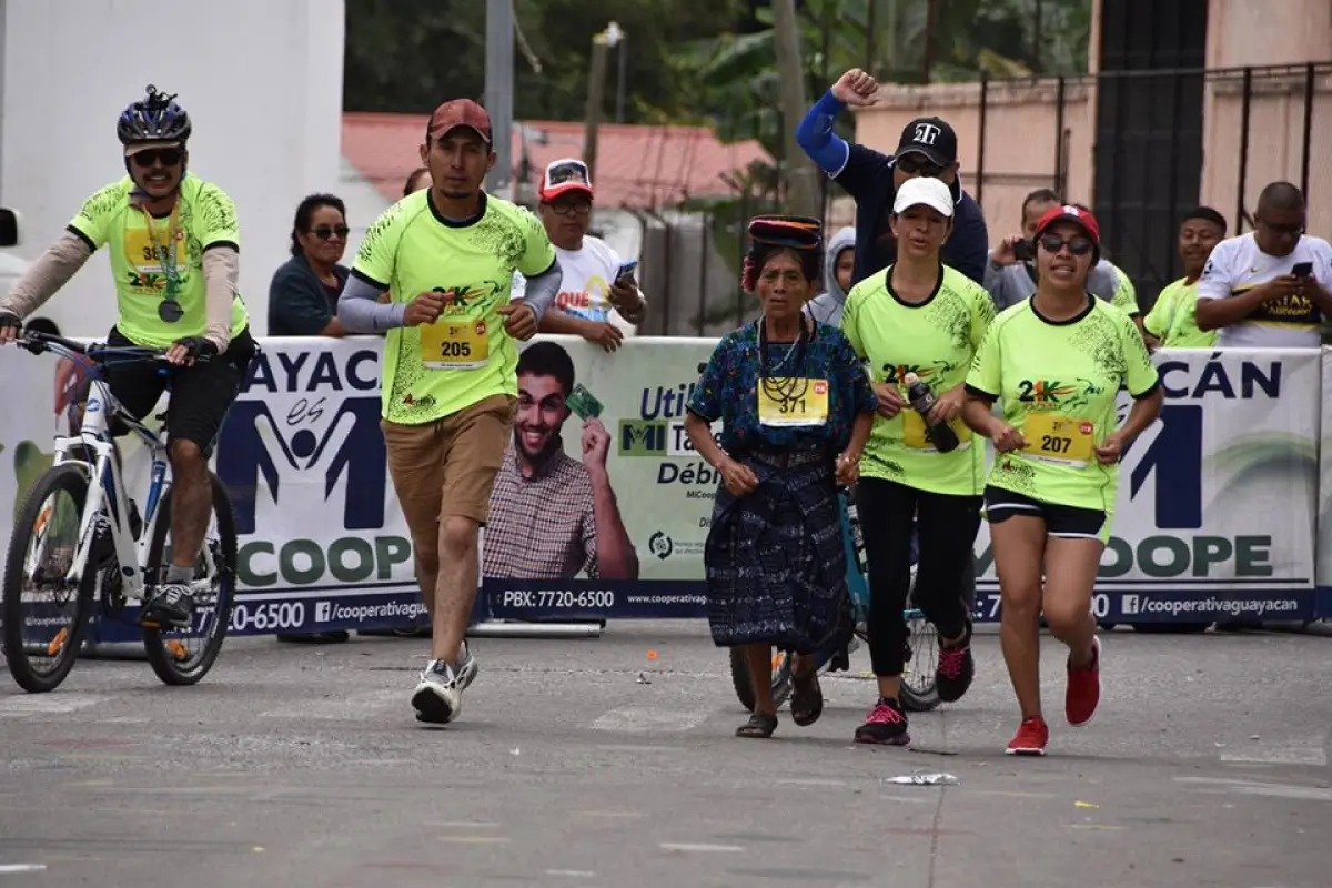 Nicolasa-Cuxúm-Maratón-Los-Angeles, 