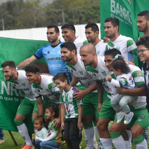 Tercer-Uniforme-Antigua-GFC ,
