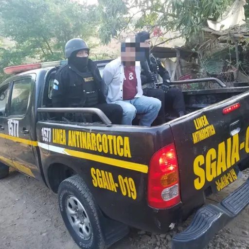 Estafadores capturados por la PNC