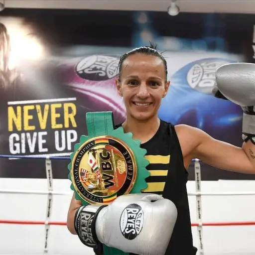 María-Micheo-Mujer-Revelación-Consejo-Mundial-Boxeo ,