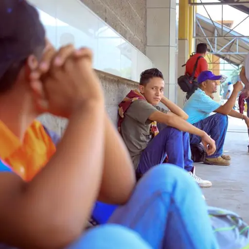 Caravana de 100 migrantes hondureños entró a Guatemala 