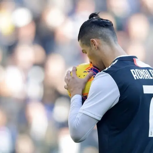 Cristiano Ronaldo ,