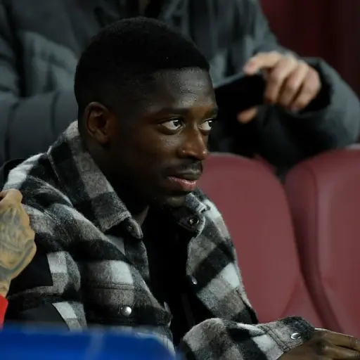 El jugador francés vio desde el Palco del Camp Nou la victoria del Barca frente al Levante. Foto: AFP