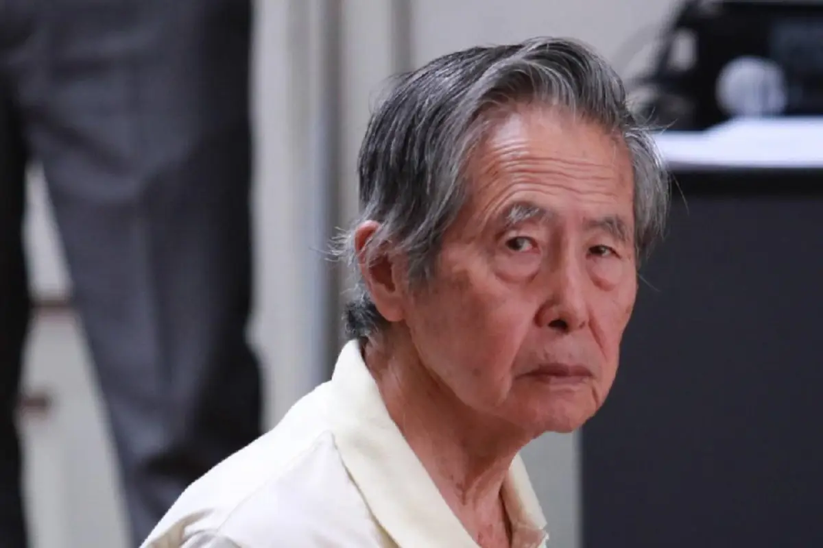 Expresidente peruano Fujimori hospitalizado por parálisis facial