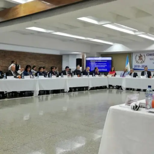 Stuardo Ralón: que investigación de MP no pare elección de magistrados