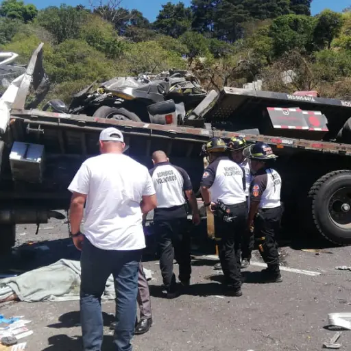 Accidente Vuelta El Chilero Emisoras Unidas Guatemala ,