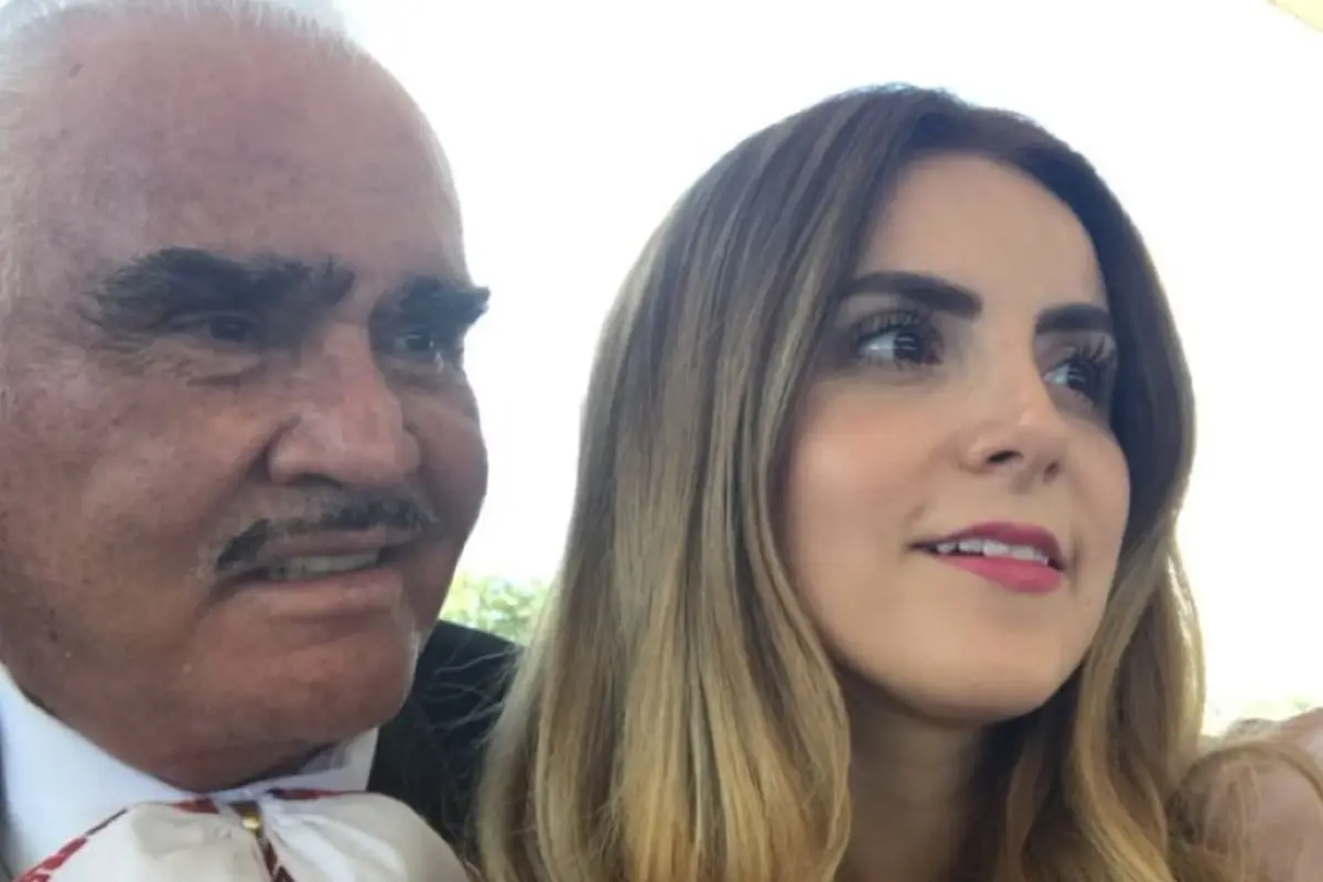 Nieta Vicente Fernandez Emisoras Unidas Guatemala, 