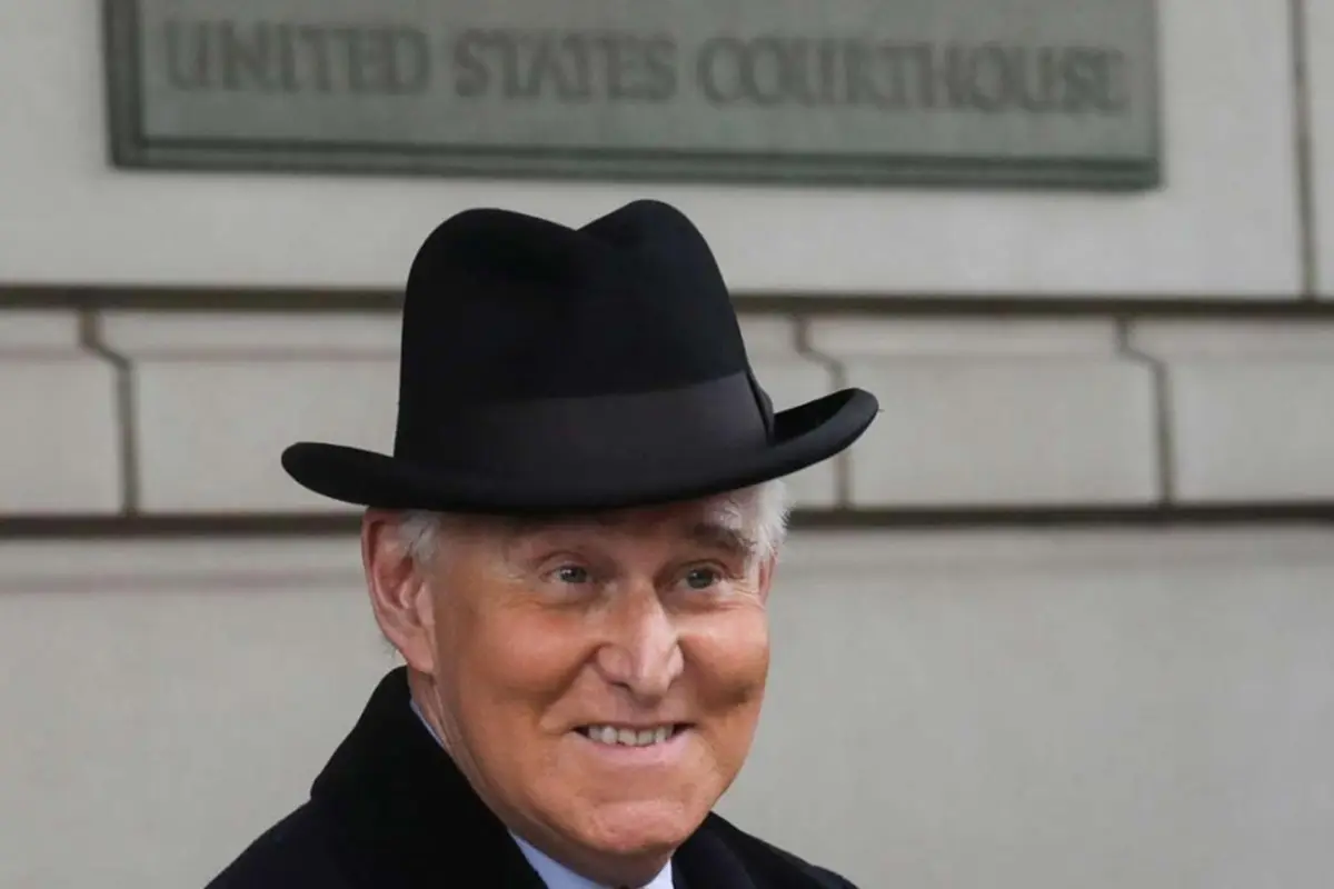 Sentencian en EEUU a Roger Stone, exasesor de Trump, a más de tres años de prisión