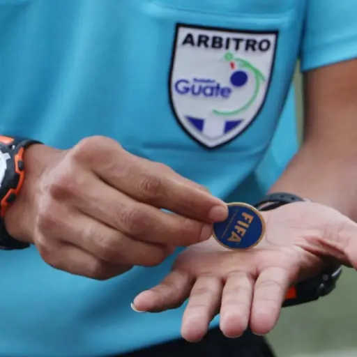 arbitros guatemaltecos ,