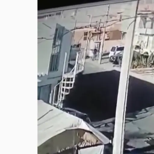 VIDEO: mujer se enfrenta a delincuentes y evita secuestro de su hija