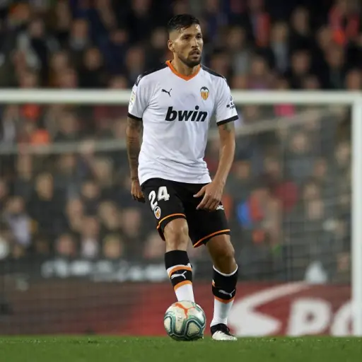 Ezequiel Garay of Valencia in action during the Liga match between Valencia CF and Real Madrid CF at Estadio Mestalla on December 15, 2019 in Valencia, Spain. (Photo by Jose Breton/Pics Action/NurPhoto)