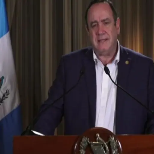 Alejandro Giammattei contención COVID-19 Emisoras Unidas Guatemala ,
