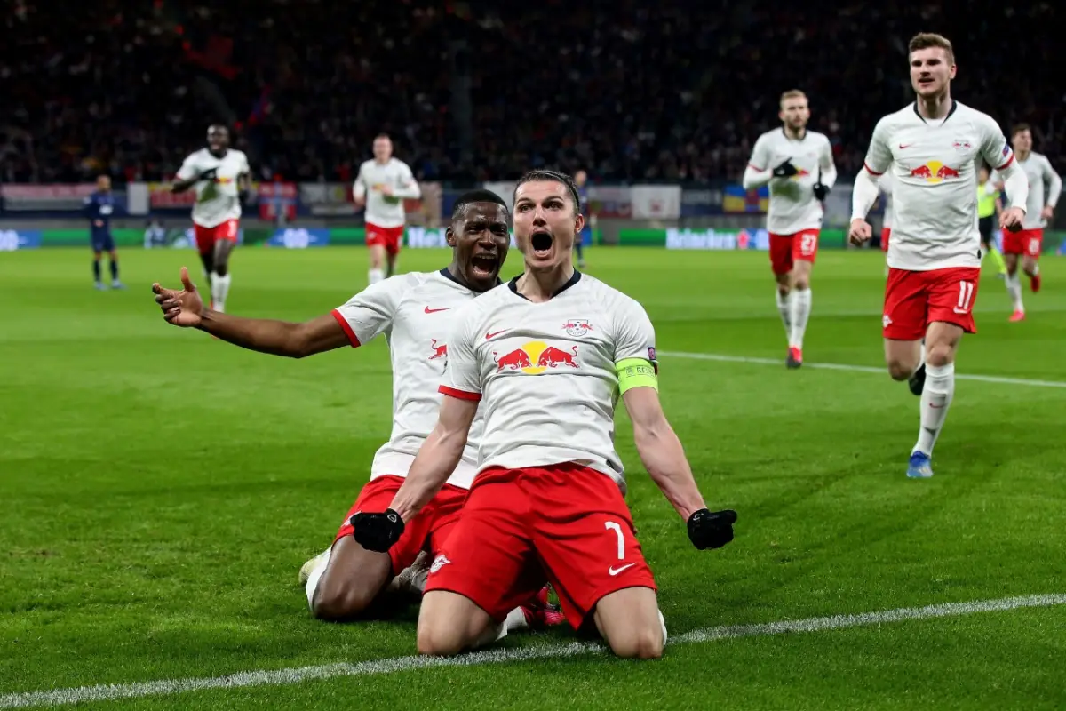 celebración del RB Leipzig ante el Tottenham, 