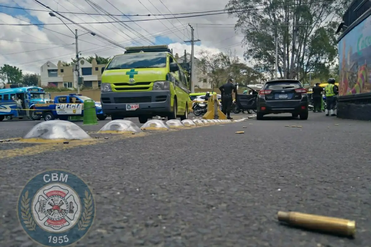 ataque a conductor en zona 10 Emisoras Unidas Guatemala, 