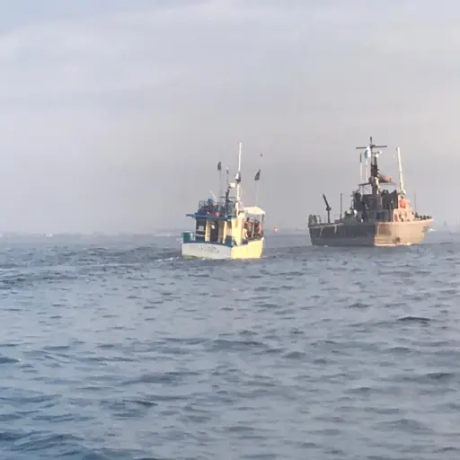 Llegan a puerto pescadores a la deriva en el Pacífico2