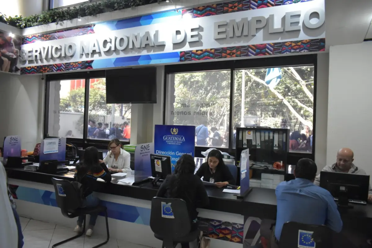 EE.UU. autoriza 10 mil visas de trabajo para países de Triángulo Norte de C.A.