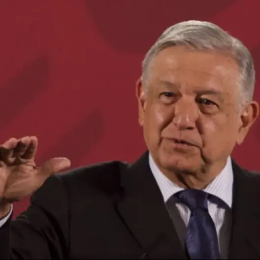 López Obrador dice que en protesta de mujeres hay conservadurismo disfrazado de feminismo