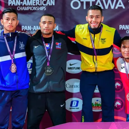 Emerson-Ordóñez-Gana-Medalla-Campeonato-Panamericano-Lucha-2020 ,