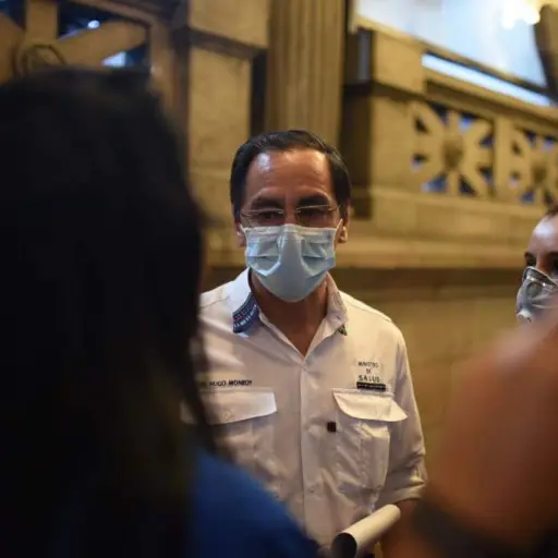 Ministro de Salud dice que no se masifican las pruebas porque se está en fase de contención ,