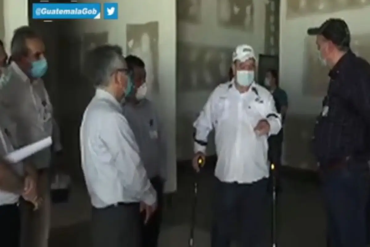 Presidente supervisa hospitales por coronavirus en Petén y Zacapa Emisoras Unidas Guatemala, 