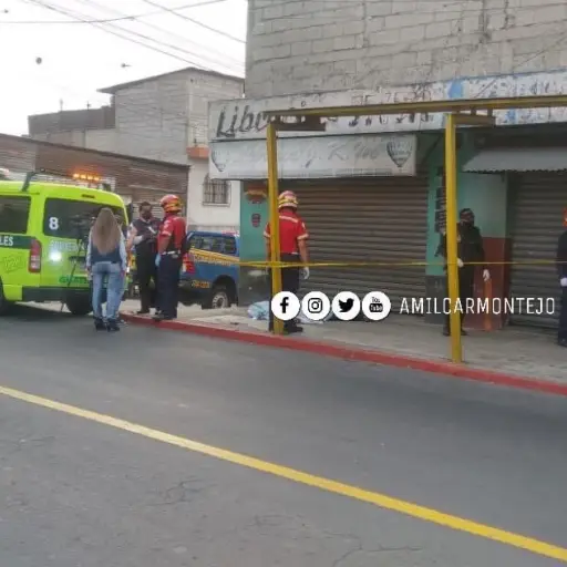Cierre vial por un hombre que fue vapuleado en zona 18 ,