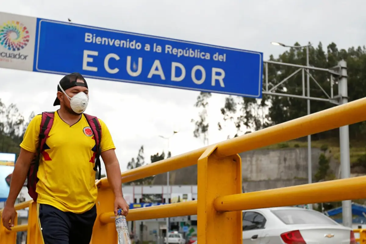 Unos diez mil sancionados en Ecuador por violar toque de queda por pandemia