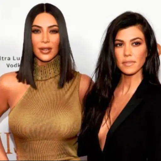 kim-kourtney-kardashian ,