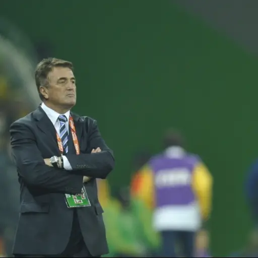 Serbia's coach Radomir Antic reacts during the Group D first round 2010 World Cup football match Australia vs Serbia on June 23, 2010 at Mbombela Stadium in Nelspruit. NO PUSH TO MOBILE / MOBILE USE SOLELY WITHIN EDITORIAL ARTICLE -      AFP PHOTO / NATAL