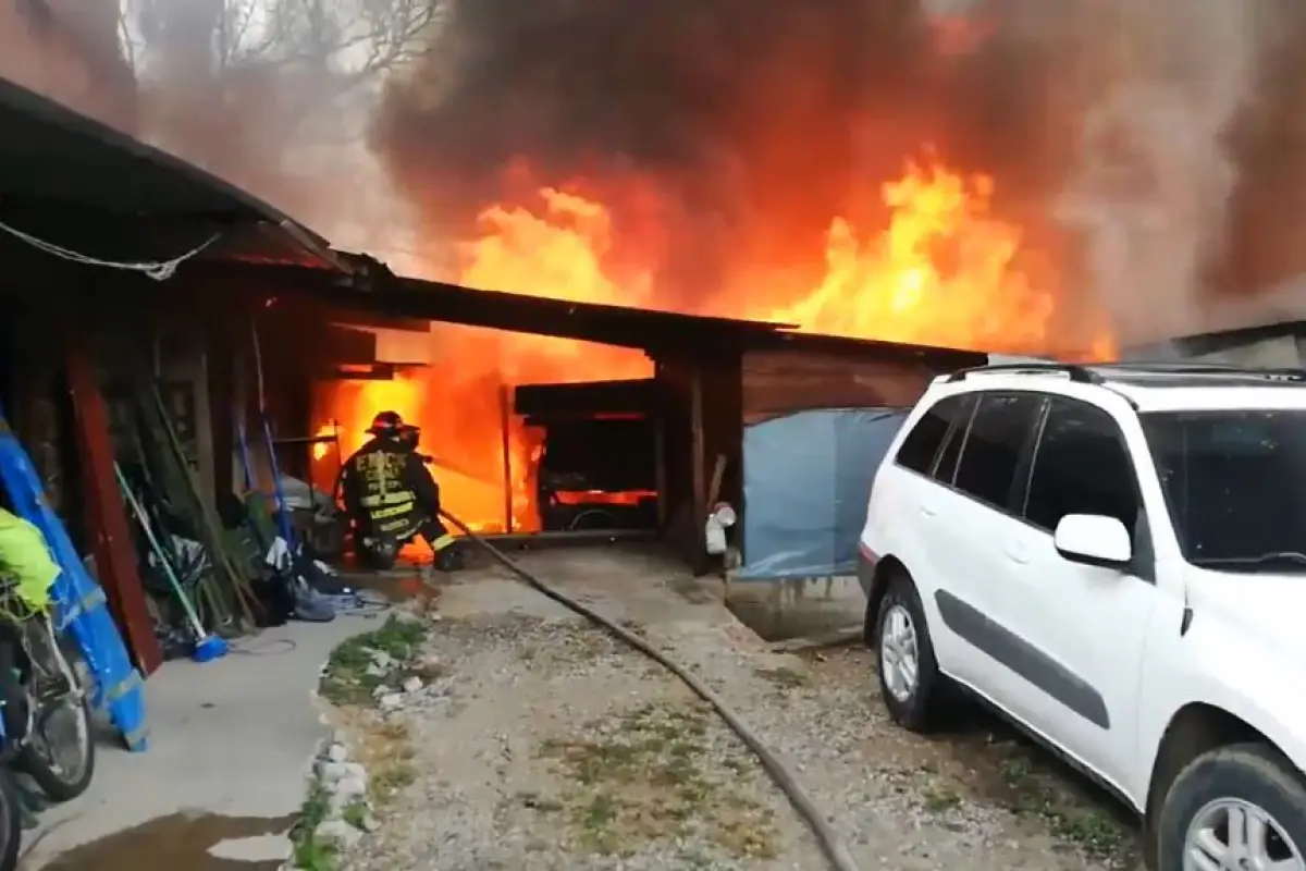 Incendio viviendas zona 3 Emisoras Unidas Guatemala, 