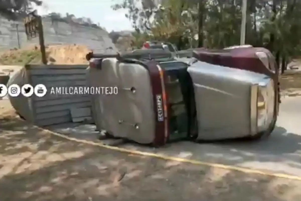 accidente calzada La Paz Emisoras Unidas Guatemala, 