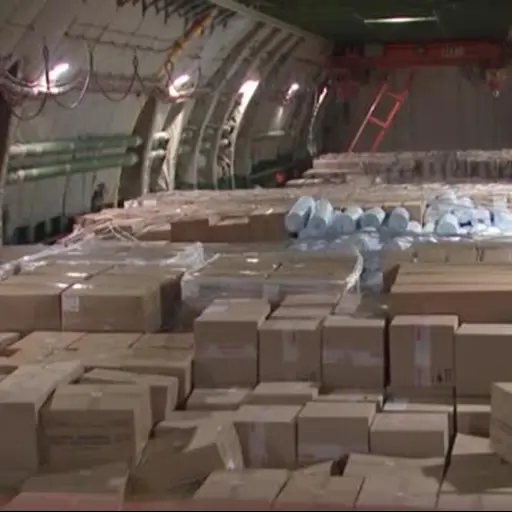 Avión ruso con ayuda humanitaria por coronavirus llega a Nueva York