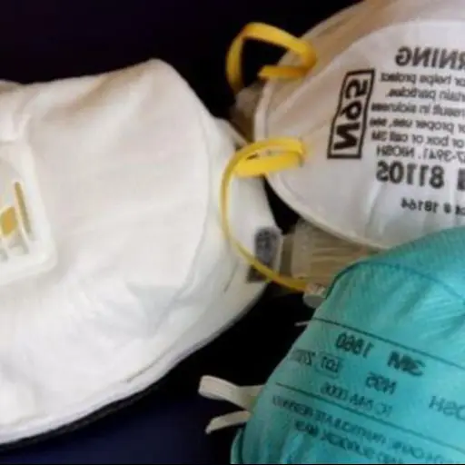 Tres meses de cárcel por robar tres máscaras en un hospital de Londres