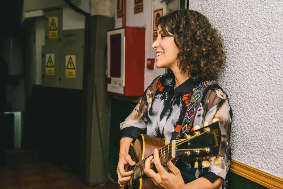 Gaby Moreno Yo me quedo en casa coronavirus COVID-19 Emisoras Unidas Guatemala, 