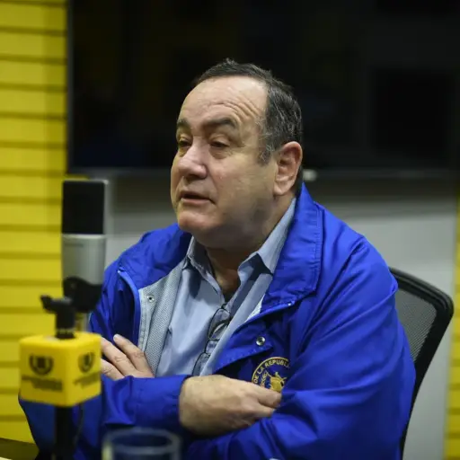 Presidente acusa a proveedores de oxígeno de querer extorsionarlo