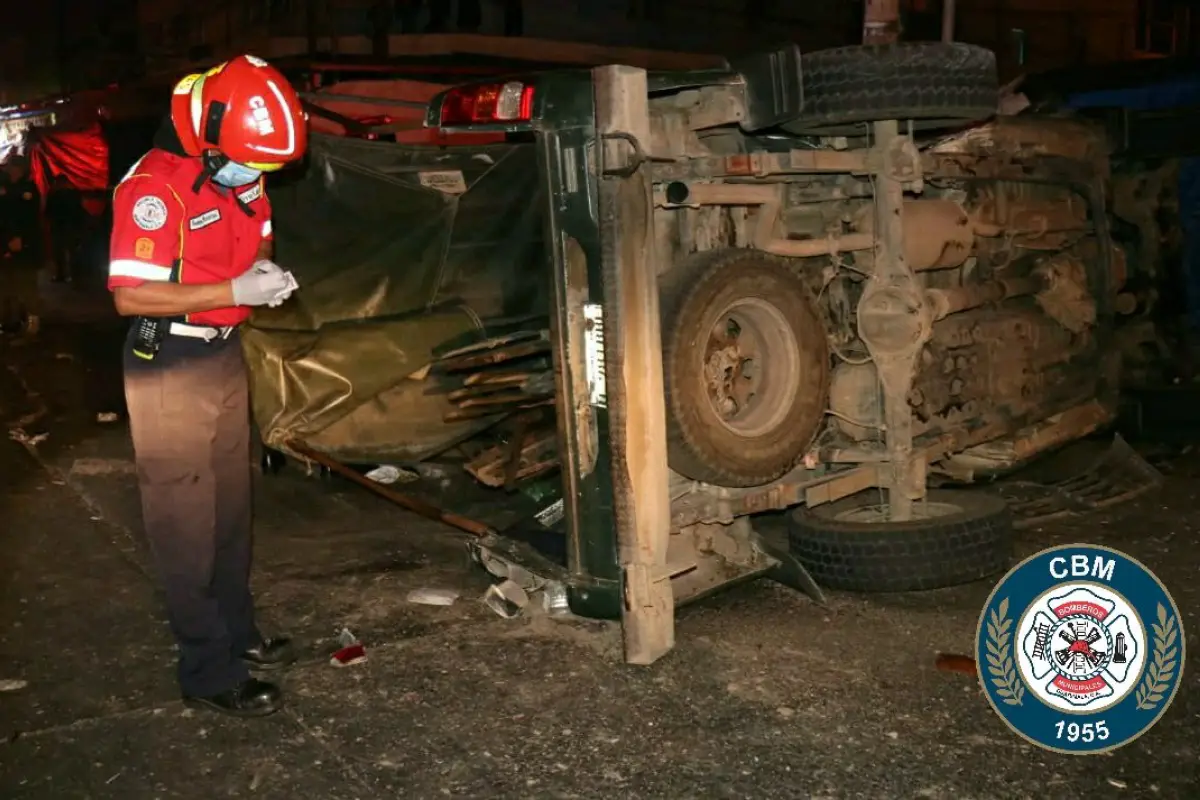 Accidente camión del Ejército Emisoras Unidas Guatemala, 