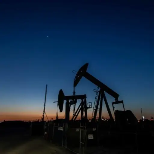 Los precios del petróleo suben debido a la tensión entre EEUU e Irán