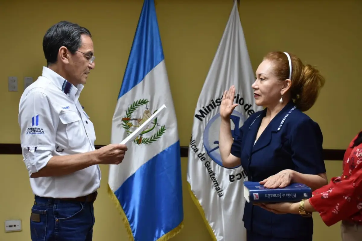 Viceministra de Salud Ministerio de Salud Emisoras Unidas Guatemala, 