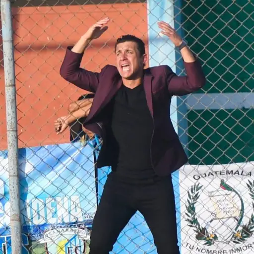 sebastian-bin-tecnico-municipal-habla-torneo-clausura-emisoras-unidas- ,