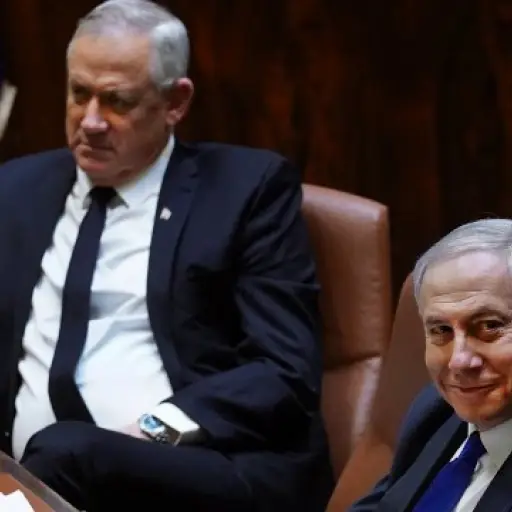 Gobierno de unión asume en Israel y pone fin a 500 días de crisis