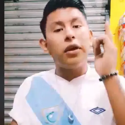 Joven  originario de Quiché escribe canción de reflexión ante el COVID-19