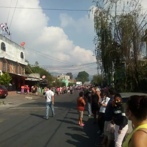 pruebas de covid-19 tenderos Emisoras Unidas Guatemala ,