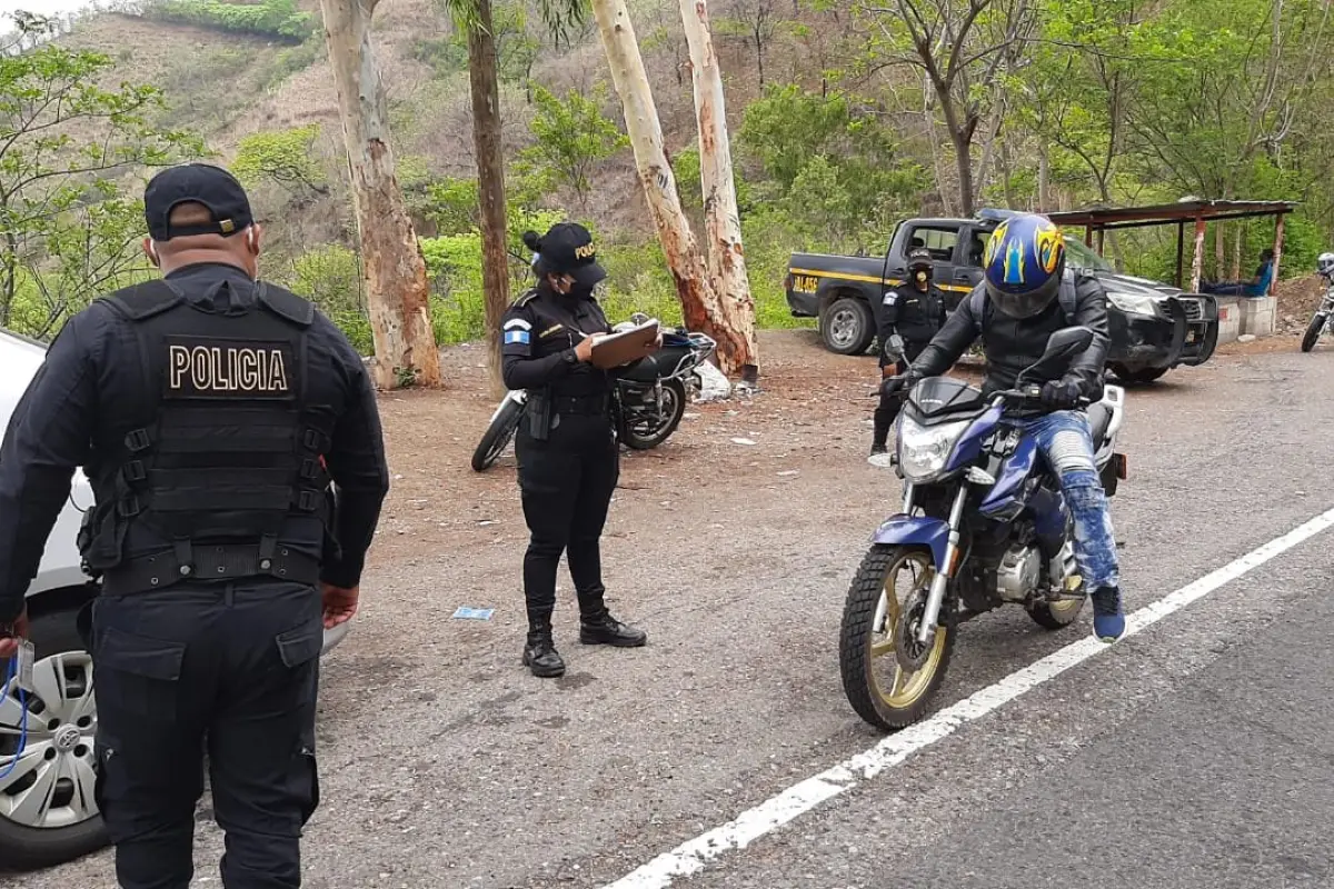 Más de 17 mil personas han sido capturadas por infringir toque de queda