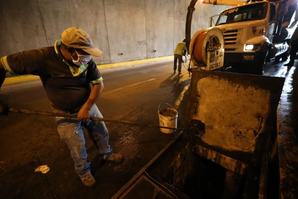 Limpieza drenajes lluvias Municipalidad de Guatemala Emisoras Unidas, 