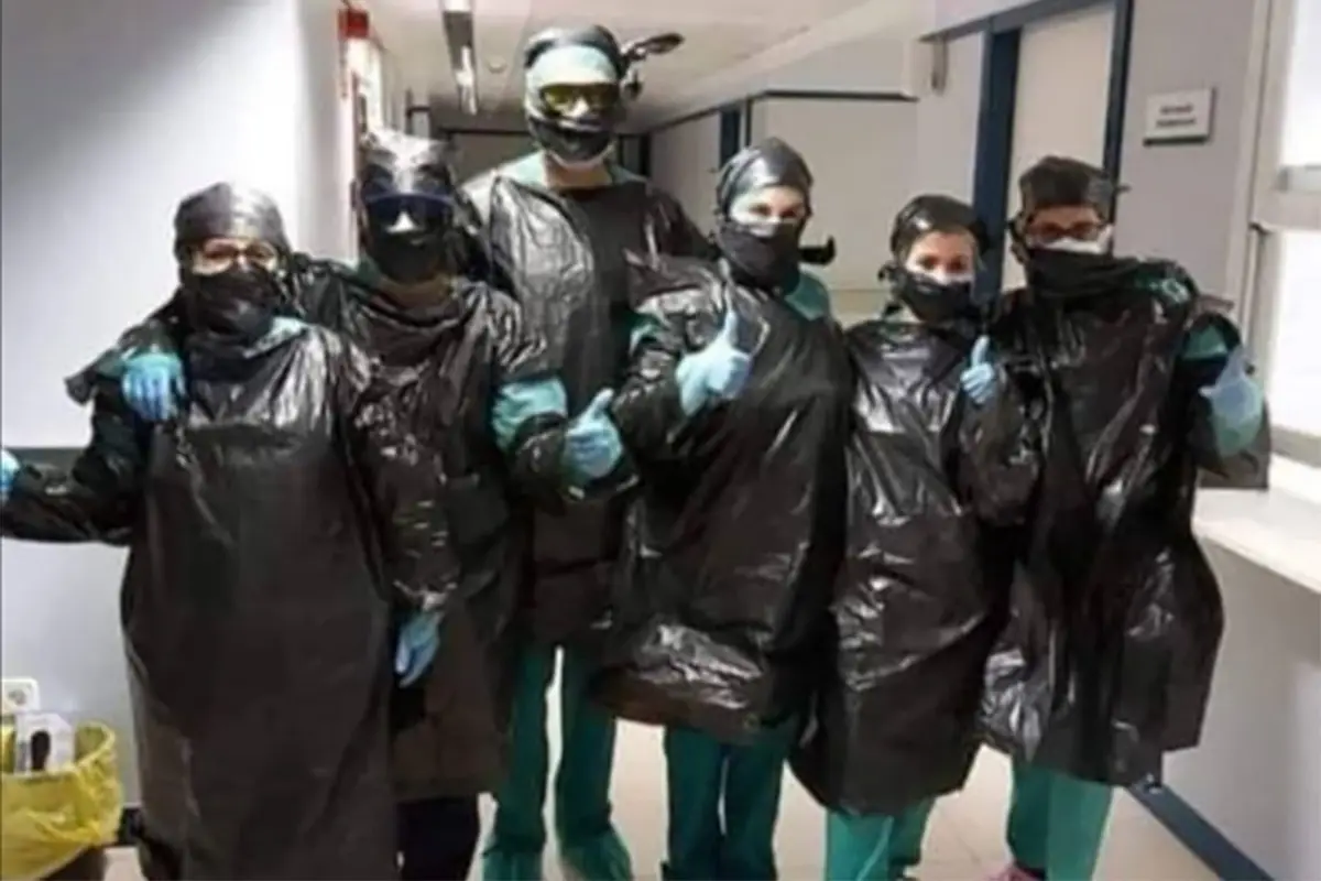 Médicos bolsas de basura Emisoras Unidas Guatemala, 